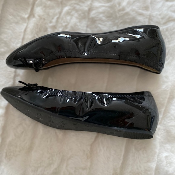LK Bennett black patent flat with bow Suki size 38 - Picture 4 of 8